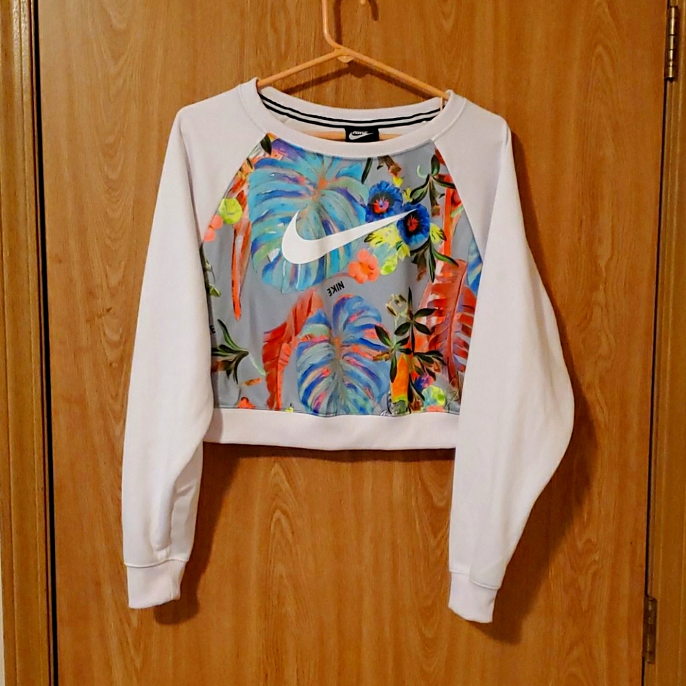 Nike Women's Ultra Femme Crew Sweatshirt